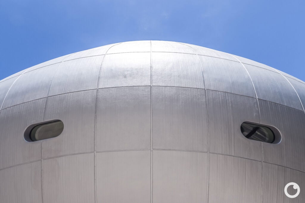 Außenansicht des BMW Museums in München, Bauherr BMW Group, Architekt Karl Schwanzer, 1973. Foto: Bertrand Weiss, weissfotografie.com