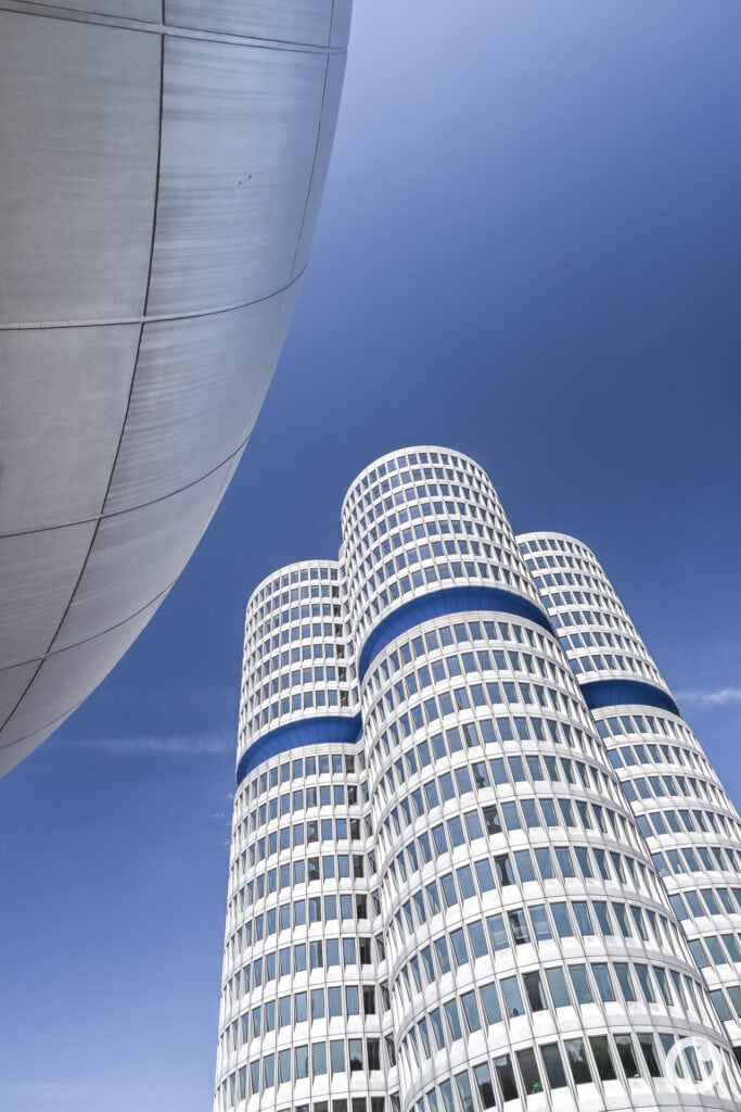 Außenansicht des BMW Museums in München, Bauherr BMW Group, Architekt Karl Schwanzer, 1973. Foto: Bertrand Weiss, weissfotografie.com