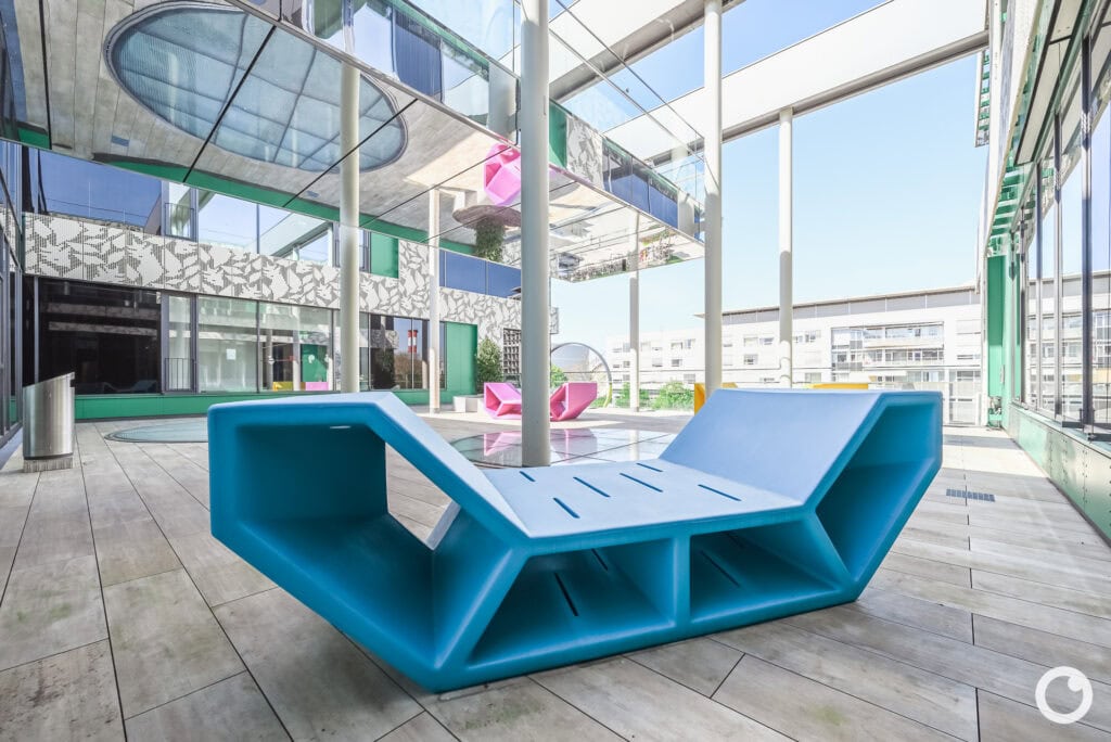 Innenansicht der Kinder- und Jugendklinik in Freiburg, Bauherr Universitätsklinikum Freiburg, Architekten Heinle, Wischer und Partner, 2017. Foto: Bertrand Weiss, weissfotografie.com