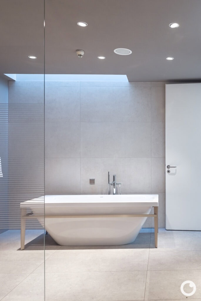 Außenansicht des Duravit Design Centers in Hornberg, Bauherr Duravit AG, Architekt Philippe Starck, 2002. Foto: Bertrand Weiss, weissfotografie.com