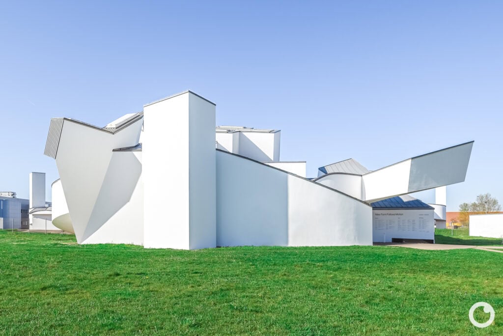 Außenansicht des Vitra Design Museums in Weil am Rhein, Bauherr Vitra AG, Architekt Frank Gehry, 1989. Foto: Bertrand Weiss, weissfotografie.com