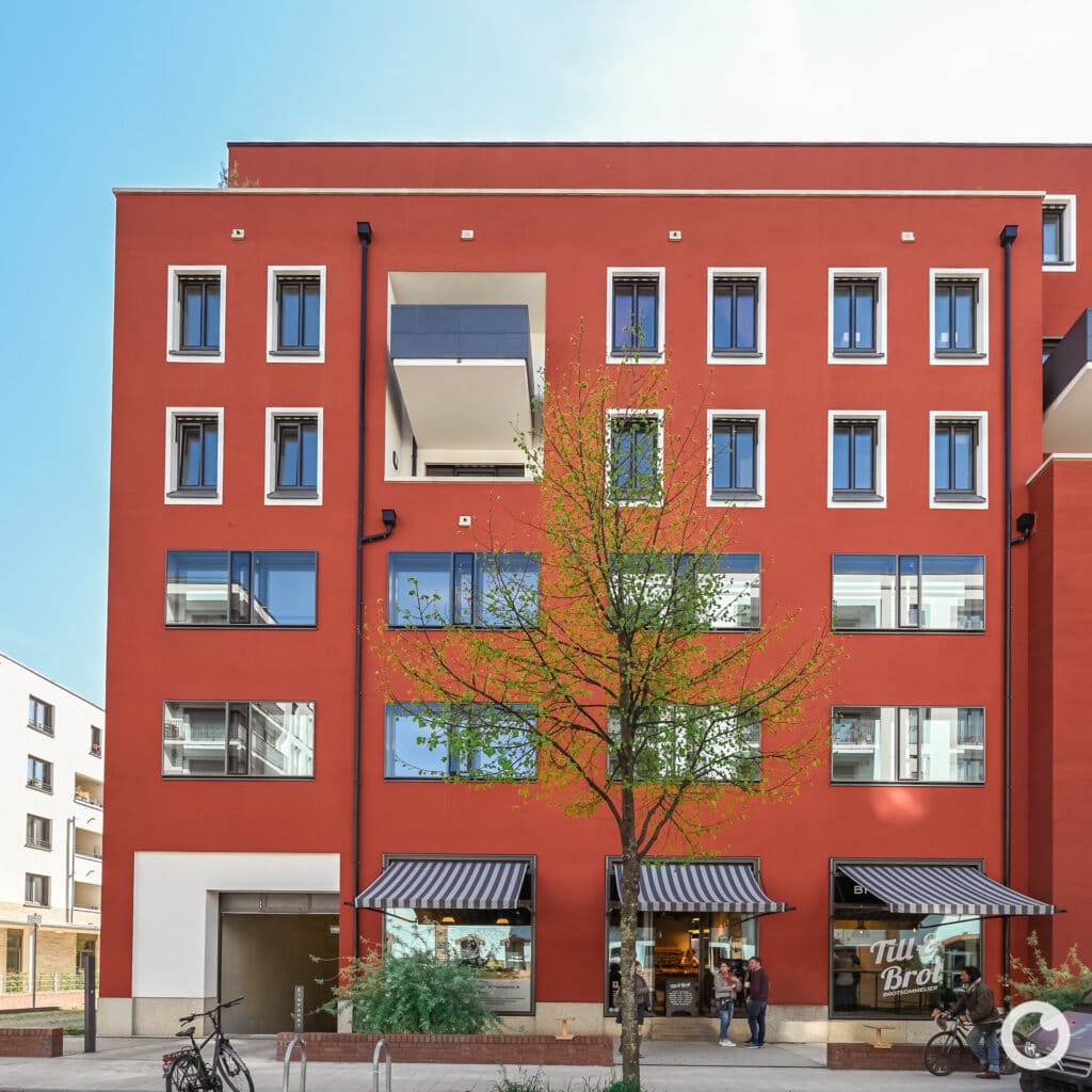 Außenansicht des Gebäudes Gare du Nord in Freiburg, Entwurf Mäckler Architekten, Umsetzung H+O Architekten Freiburg, 2018. Foto: Bertrand Weiss, weissfotografie.com