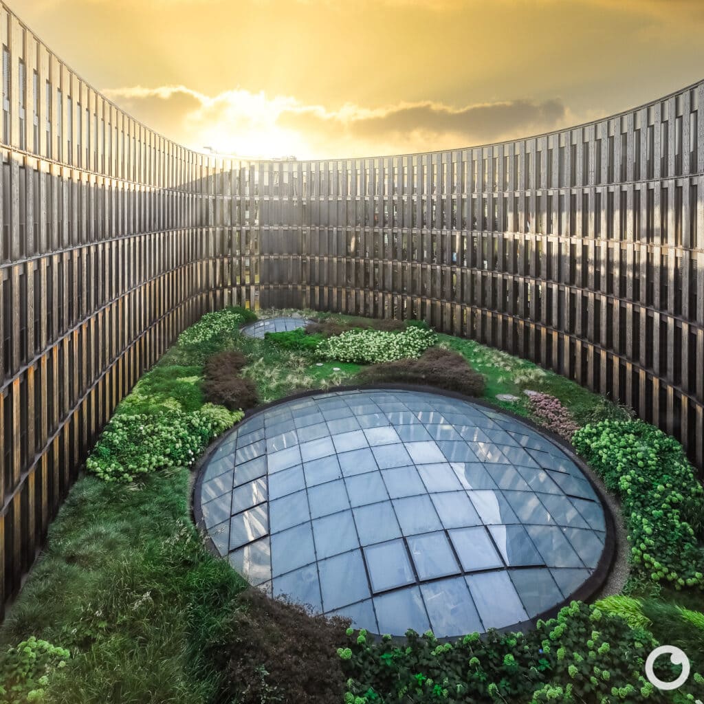 Innenansicht des Neuen Rathauses in Freiburg, Bauherr Stadt Freiburg im Breisgau, Architekten ingenhoven associates, 2017. Foto: Bertrand Weiss, weissfotografie.com