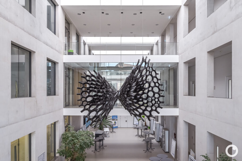 Innenraum des Forschungszentrums Technische Universität Freiburg in Freiburg, ArGe Architekten, 2017. Foto: Bertrand Weiss, weissfotografie.com