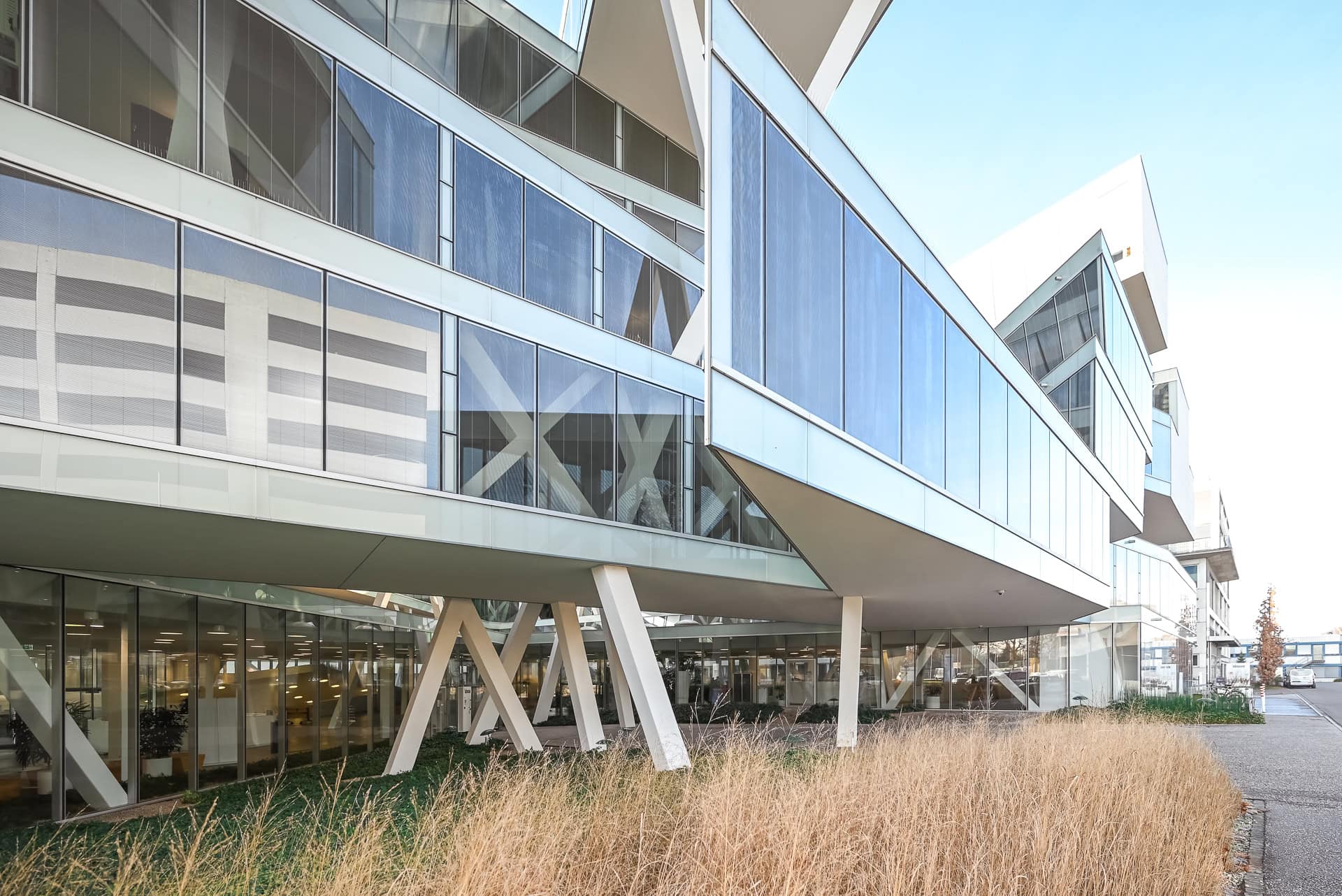 Außenansicht des Idorsia Campus in Allschwil. Architektur von Herzog & de Meuron. Foto: Bertrand Weiss, weissfotografie.com.